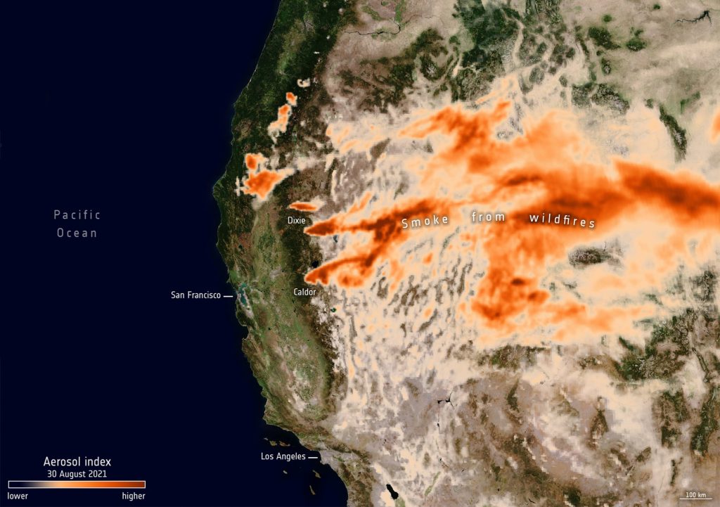 The Copernicus Sentinel-5P satellite captured the presence of aerosols caused by the wildfires in California in August 2021 The plumes of particles have been swept eastwards caused by western winds, even reaching Europe.